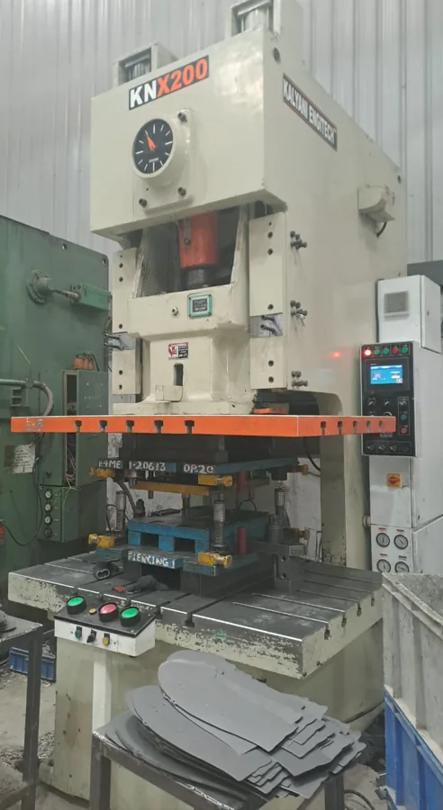 Press-shop equipment in the shared production area